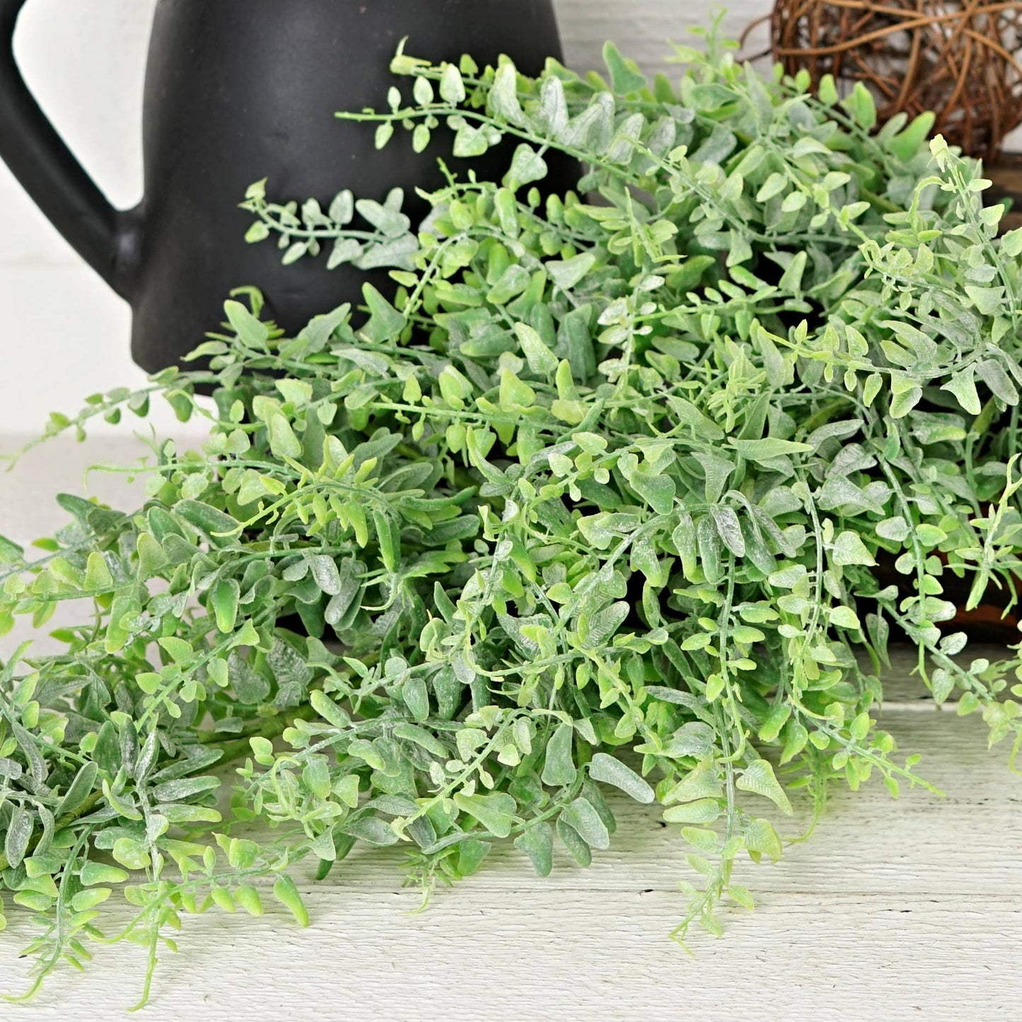 550333-Teardrop-28inLx14inW-Flocked soft touch Fern