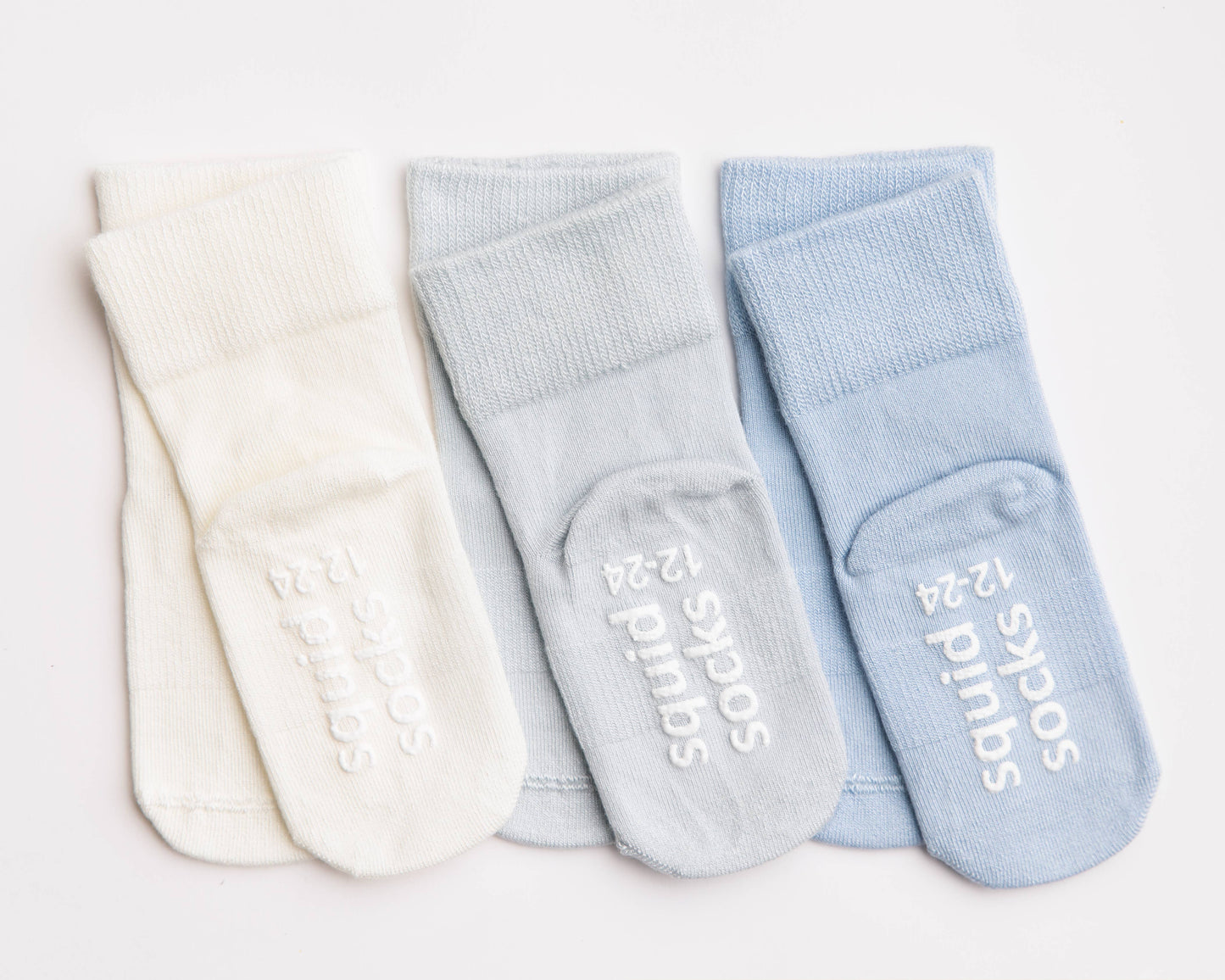 Casen - Non-Slip Baby Socks in Ivory, Powder and Baby Blue : 0 - 6M