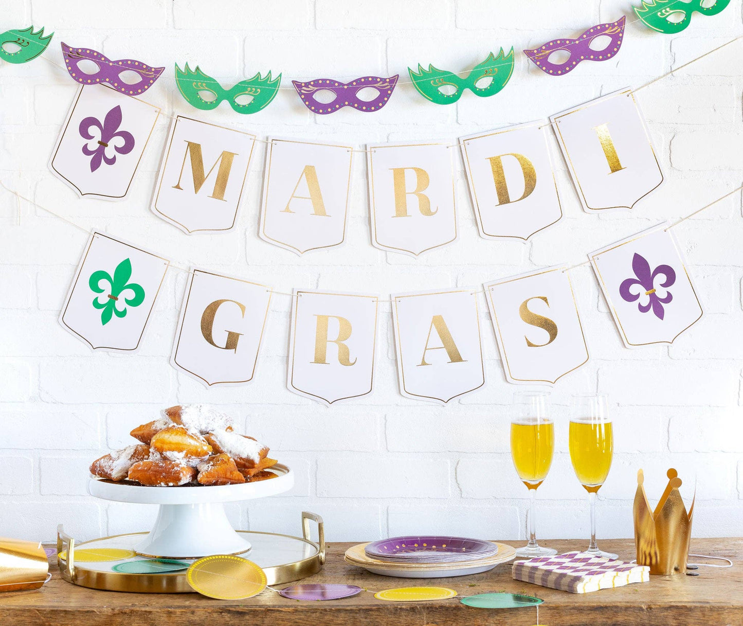 MGP141 - Mardi Gras 7" Plates