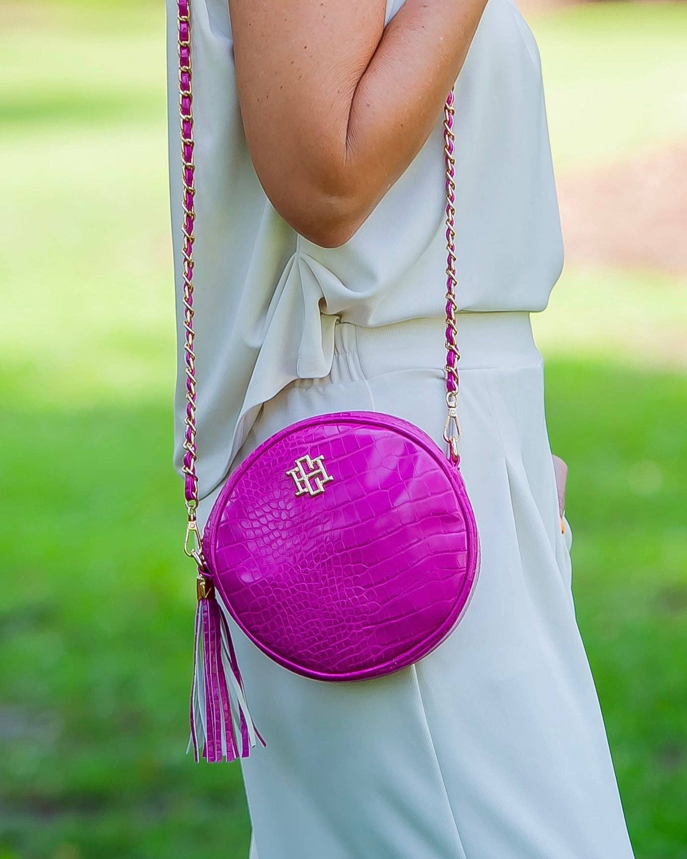 Cece Circular Crossbody Hot Pink EC: Default