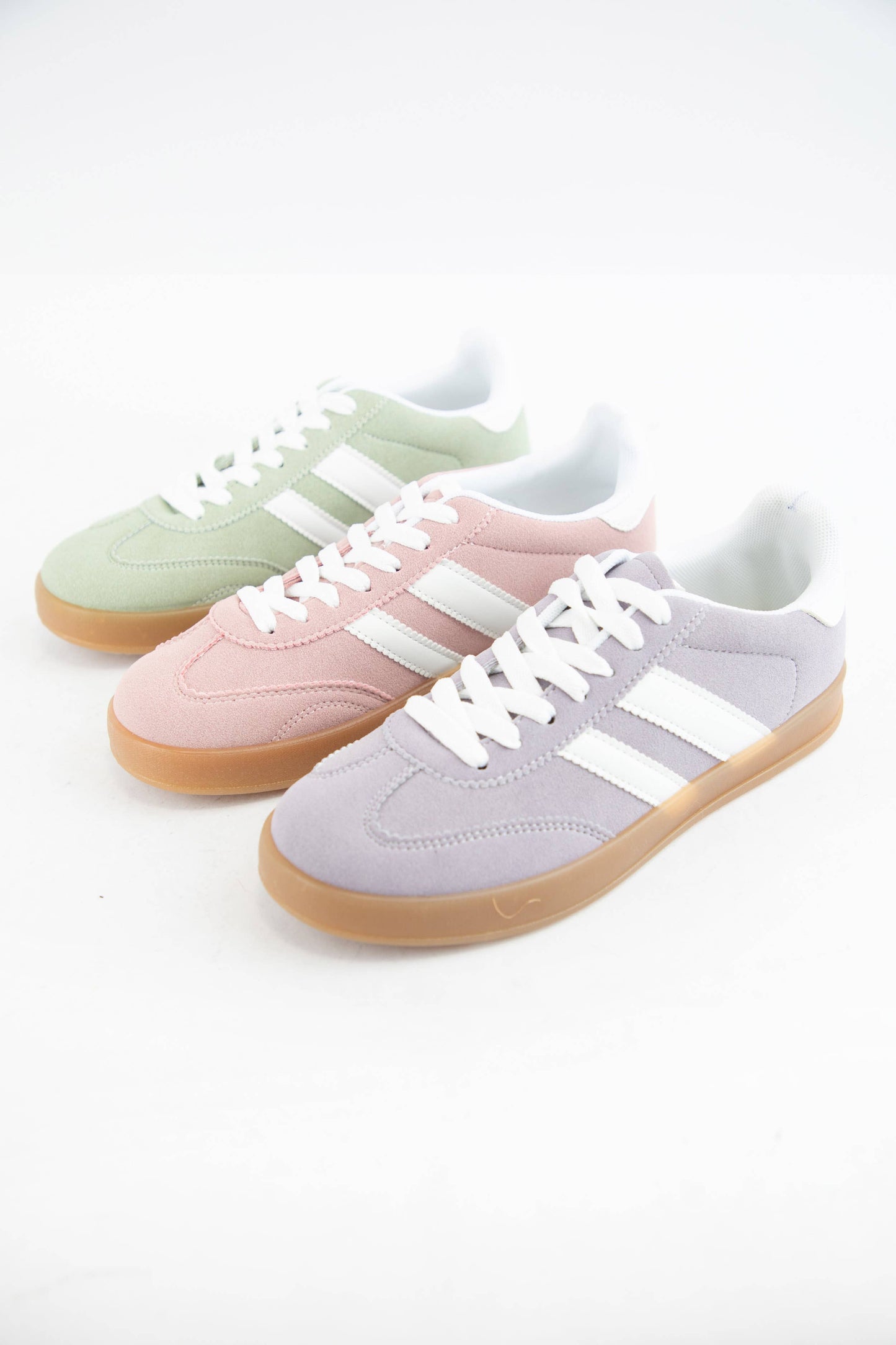 DEER-09 COLORFUL SUEDE SNEAKERS: WHITE RED / B18