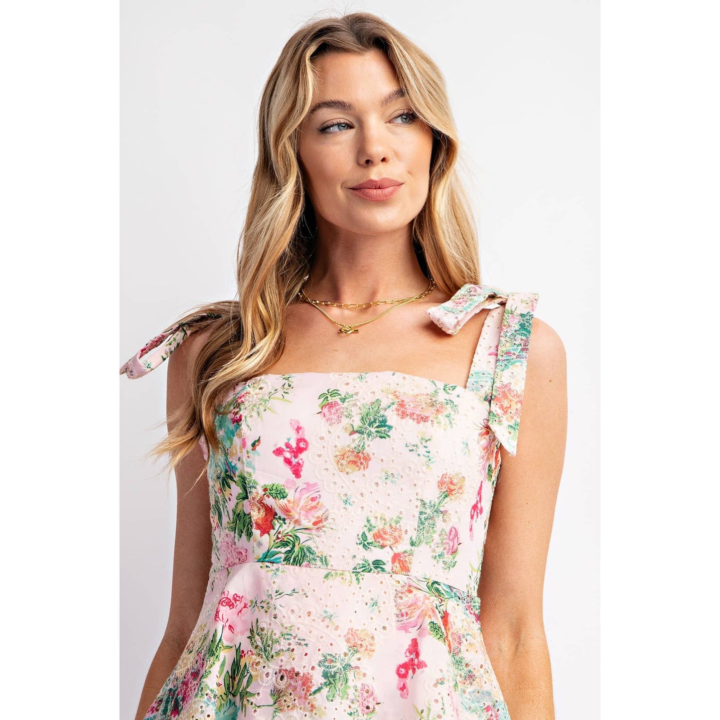 LOVELY PRINT EYELET TIERED MINI DRESS: Pink Mix / S-M-L(2-2-2)