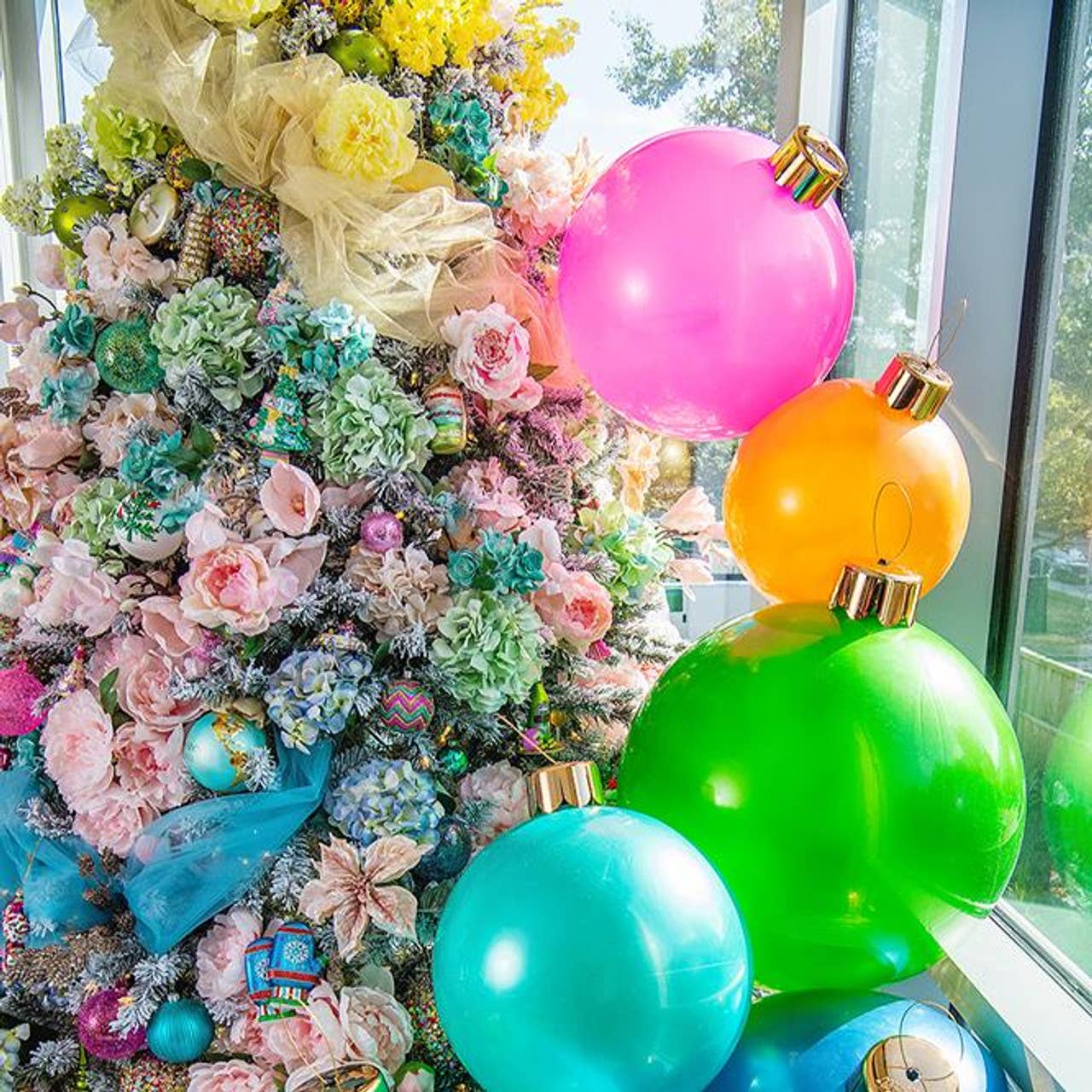 Teal Holiball®: 18"