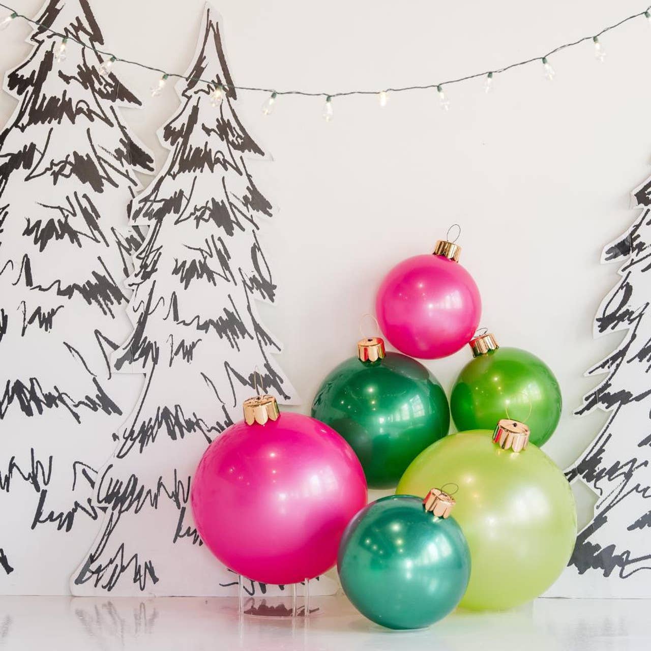 Lime Holiball®: 18"