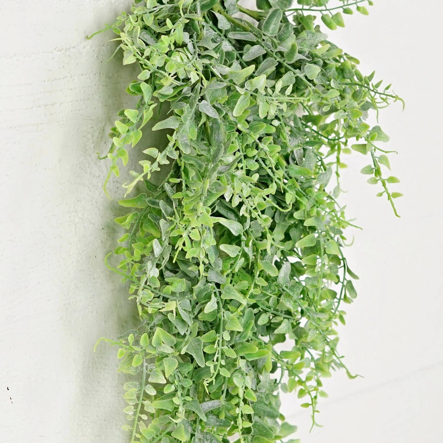 550333-Teardrop-28inLx14inW-Flocked soft touch Fern