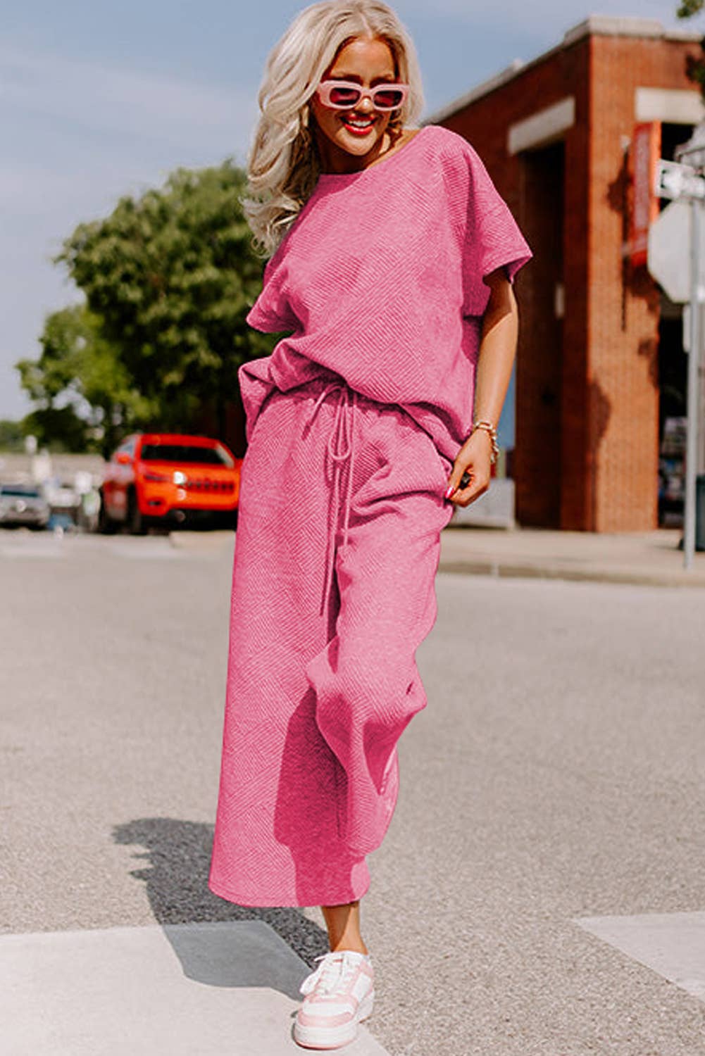 Pink Textured Loose Fit Shirt and Drawstring Pants Set: Strawberry Pink