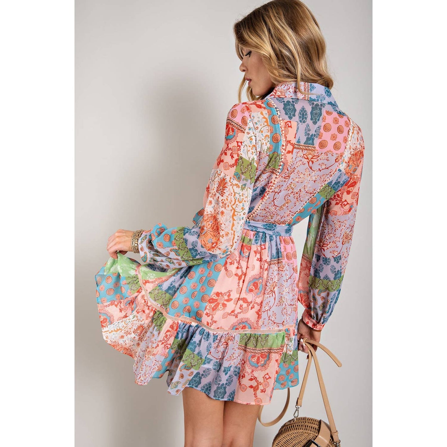 FLOWER PRINT LONG SLEEVE SHIRT DRESS: Blush Multi / S