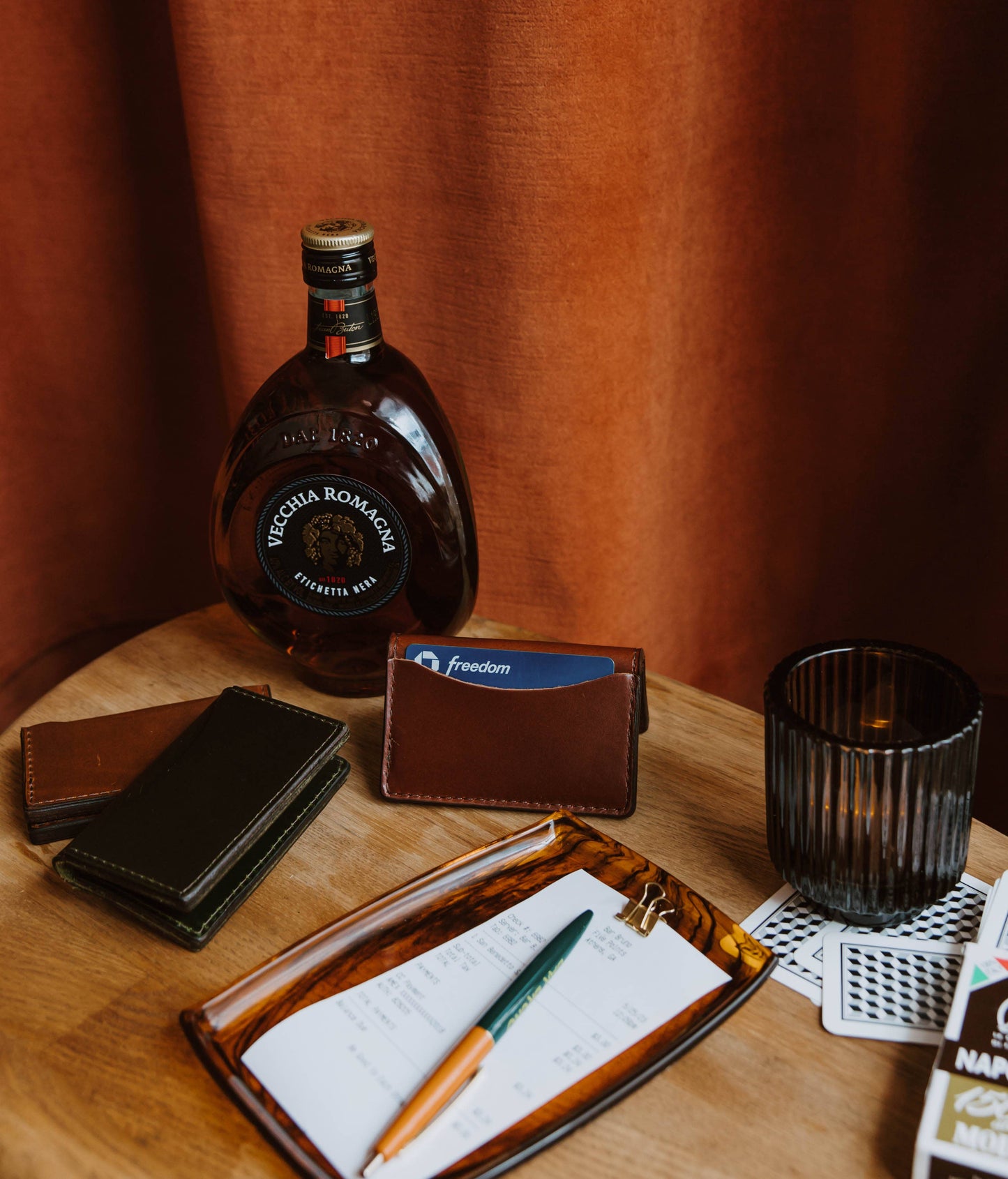 Handmade Leather Minimalistic Cardholder Wallet: Copper Brown (Dark Brown)