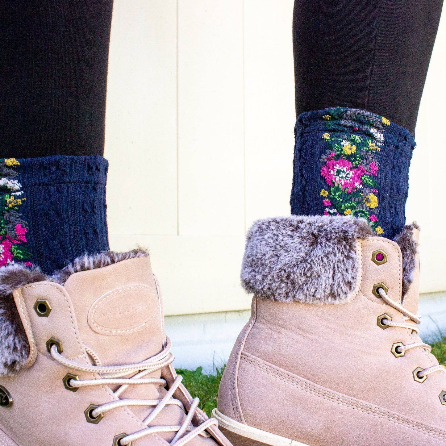 Audrey Vintage Socks: White