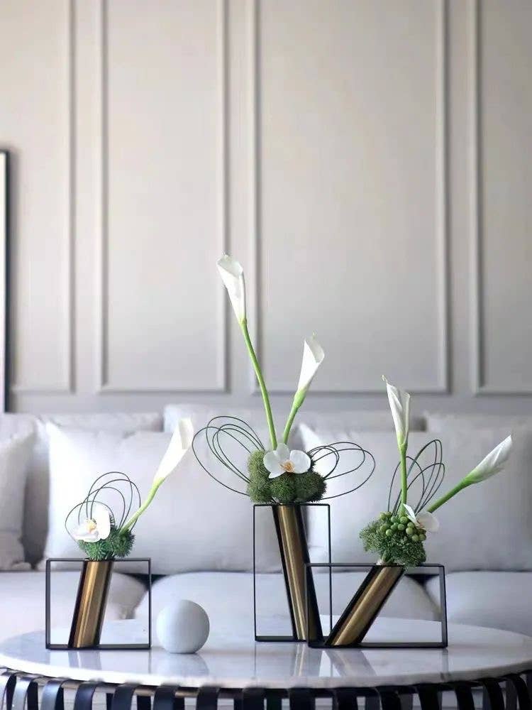 24"Long Premium Lifelike Real Touch Artificial Calla lily: Soft white