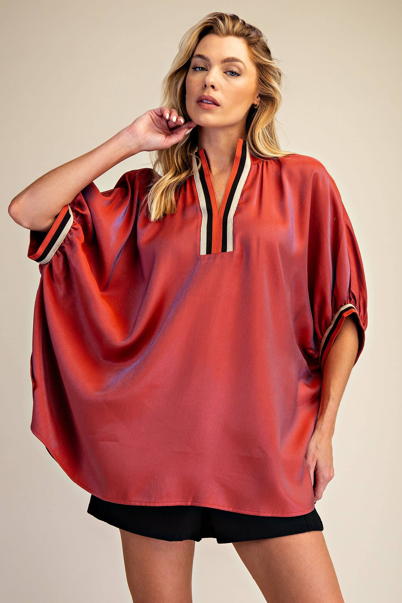 V-Neck Band Oversize Shirts: Camel / M