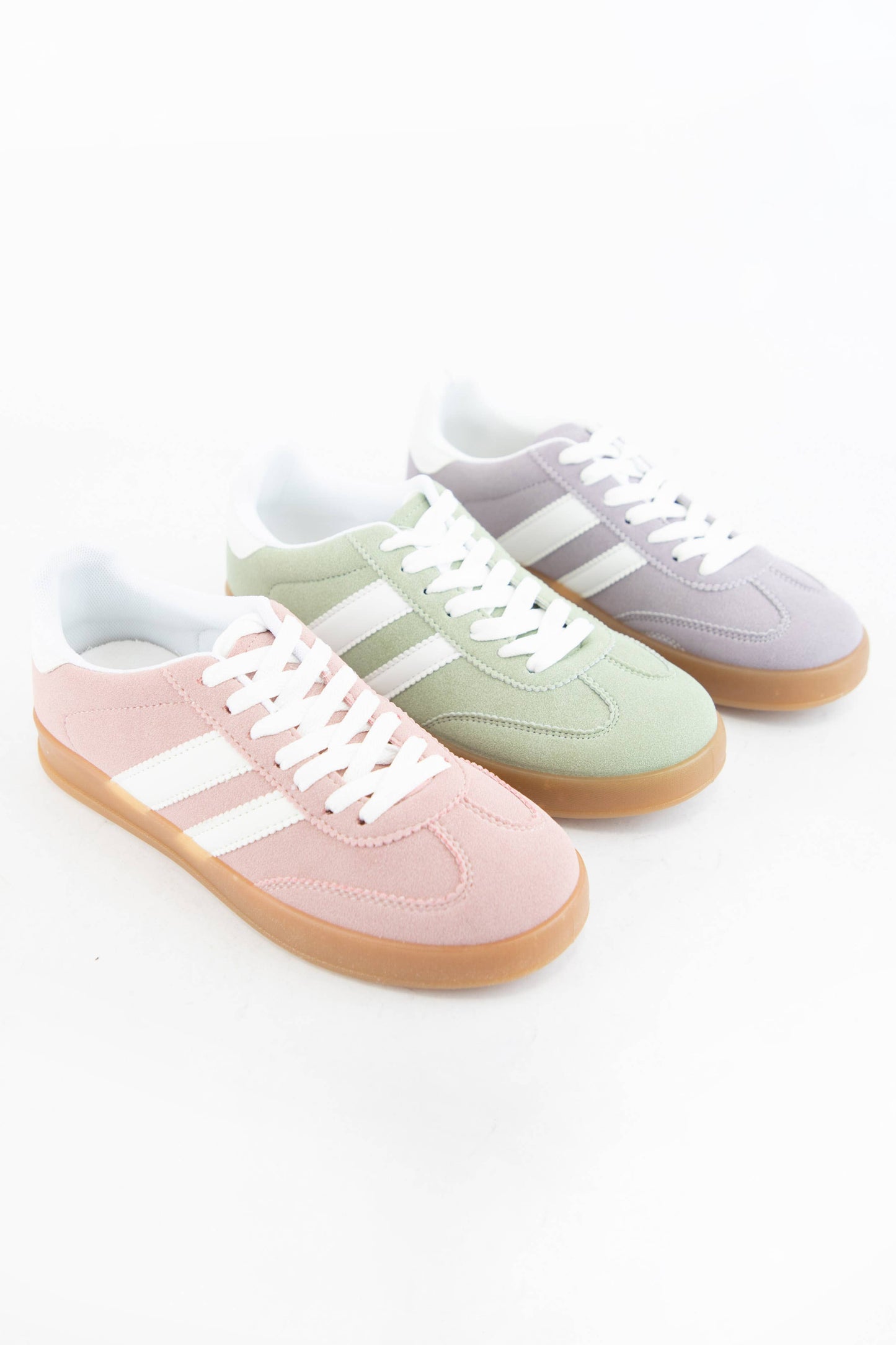DEER-09 COLORFUL SUEDE SNEAKERS: WHITE RED / B18