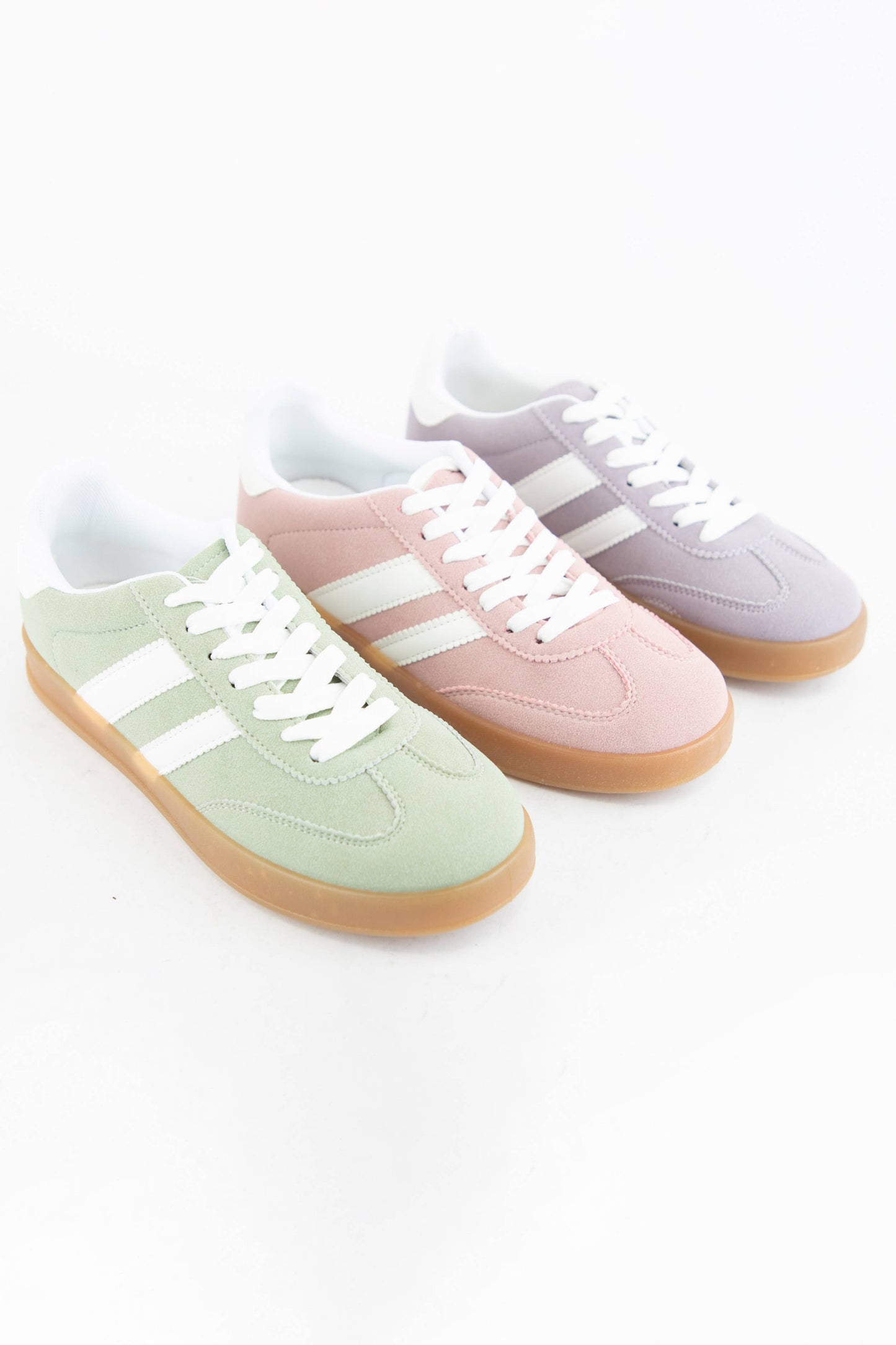 DEER-09 COLORFUL SUEDE SNEAKERS: WHITE RED / B18