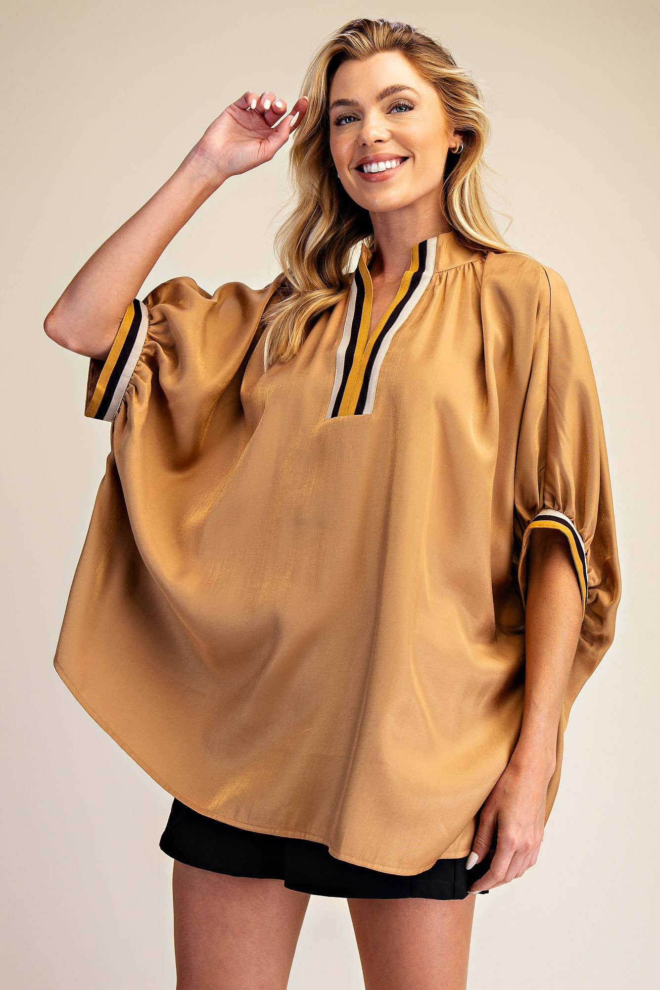 V-Neck Band Oversize Shirts: Camel / S