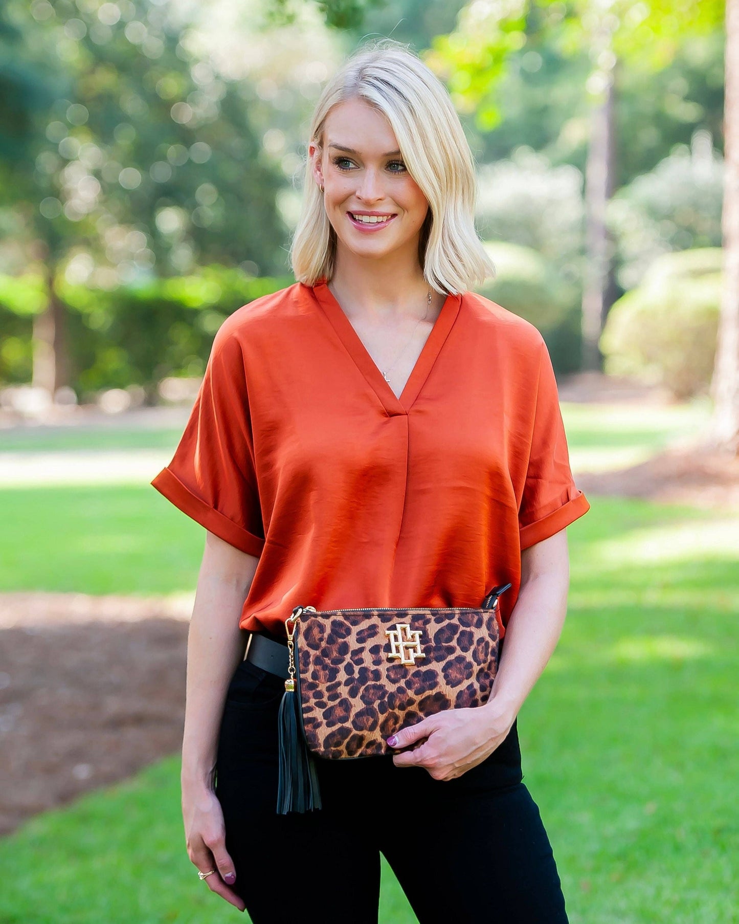 Madelyn Clutch/Crossbody Spotted Saddle: Default
