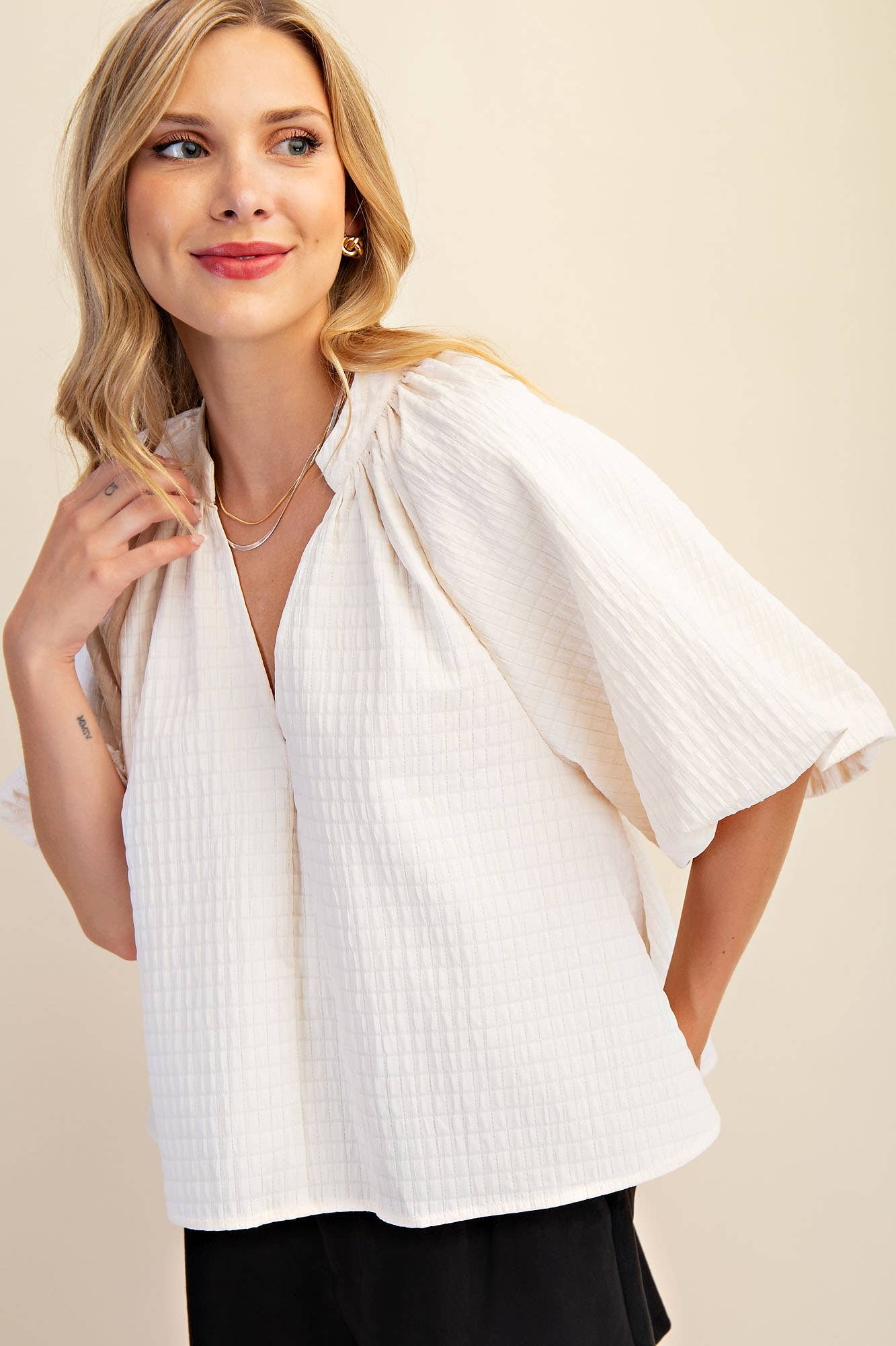 Puff-Sleeve Top: Black / M